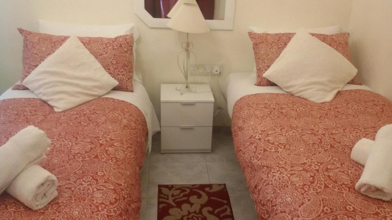 Lodge Kristu Re *